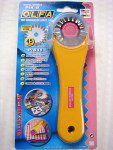 Olfa 45mm Pinking Rotary Cutter (PIK-2) - Image 2